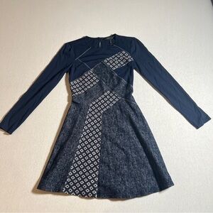 BCBGMaxAzria Melis Blue Long Sleeved Patchwork Dress, Size XS